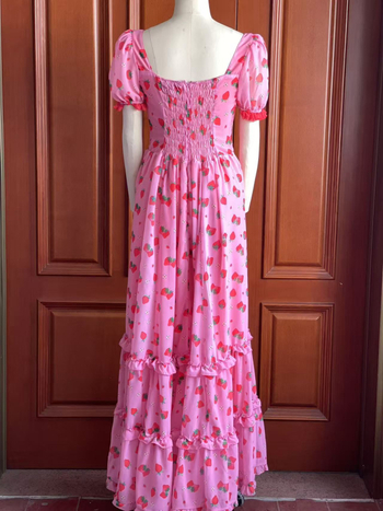 Dugačka haljina s uzorkom jagode, Ice Silk tkanina, stil princeze, nabori kratki rukavi, struk srednji, vila suknja