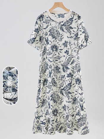 Női hosszú ruha Mulberry selyemből virágos mintával, A-vonalú szabás, kerek nyak, ujj nélküli