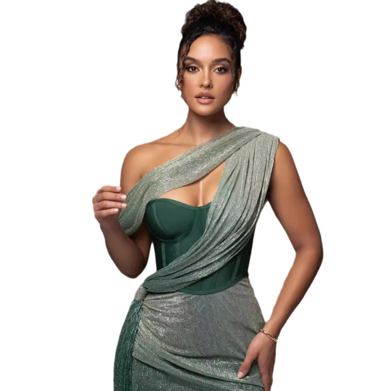 kellya Pánt nélküli kötött maxi ruha, elülső hasítás és varrási részlet, 80-90% poliészter