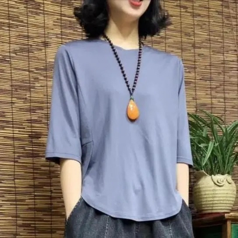 Plus veličine top s patchwork detaljima i nepravilnim rubom, 3/4 rukava, ljetni top