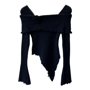 Francuski stil: pleteni top s rubom i trodimenzionalnim cvijećem, otvoreni rameni, uski kroj, jesen zima