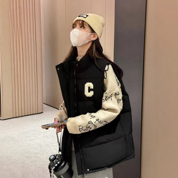 Дамски пухово-памучен жилет със стойкова яка, цип, аниме принт, зима 2025