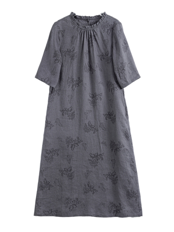 Lenvászonból készült A-vonalú ruha pillangó mintával és égő virágos hímzéssel, közepes hosszúságú