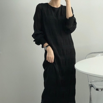 Chiffon pliszírozott A-vonalú midi ruha, kerek nyakú, hosszú ujjú, pulóver-stílus, tussah selyem és poliészter keverék