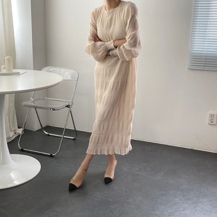 Chiffon pliszírozott A-vonalú midi ruha, kerek nyakú, hosszú ujjú, pulóver-stílus, tussah selyem és poliészter keverék