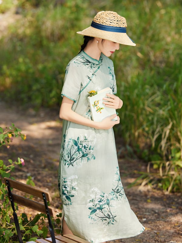 Ramie ruha növény- és virágmintával, 95% ramie, rövid ujjú, hosszú szoknya, háromgombos zárás