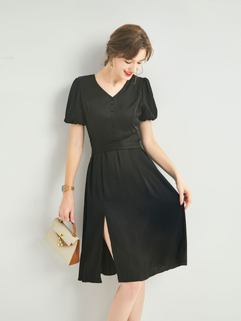 Mulberry selyem és Spandex keverék ruha V-nyakú, lámpás ujjas, A-vonalú szabás, középméretű hossz