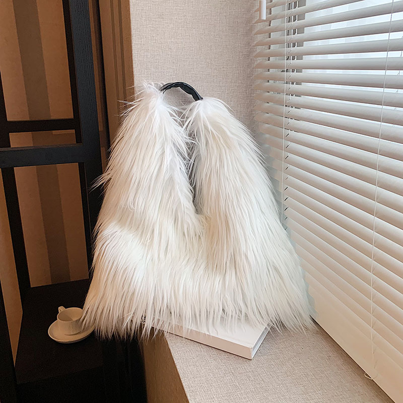 Geantă tote din pluș, formă de dumpling, închidere magnetică, căptușeală din piele sintetică, buzunar intern pentru telefon, fără curea, pentru utilizare zilnică, lansare iarna 2023