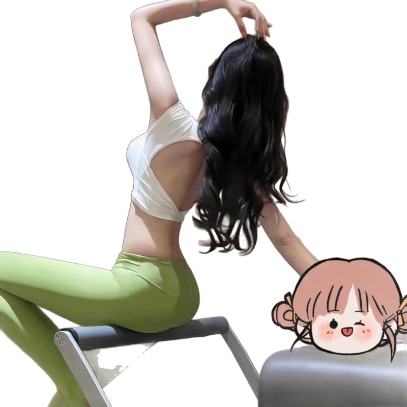 Sieviešu jogas tops bez piedurknēm ar atvērtu muguru un fiksētu krūšu atbalstu - ātri žūstošs materiāls, 75% neilons, 25% spandex; šaurs griezums; vidukļa garums