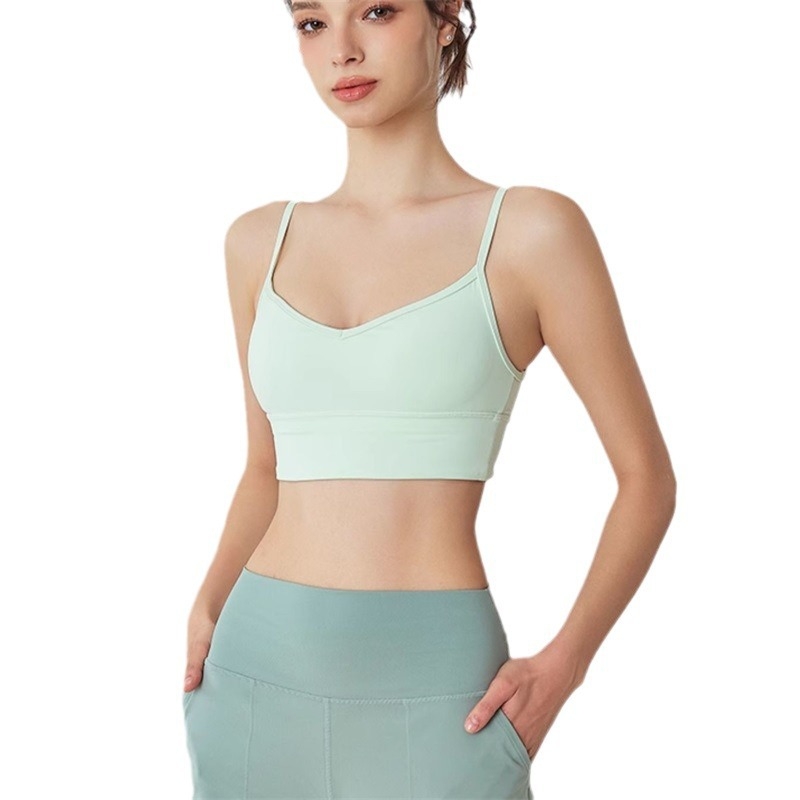 Nova yoga sportska grudnjak s tankim trakama, bezšiven, pun kupa, čvrste halter trake, dizajn s umetkom, glavna tkanina 75% najlon, 25% spandeks; podstava: 25% spandeks.