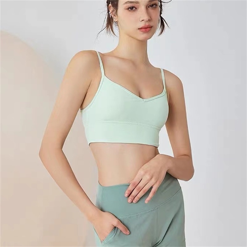 Nova yoga sportska grudnjak s tankim trakama, bezšiven, pun kupa, čvrste halter trake, dizajn s umetkom, glavna tkanina 75% najlon, 25% spandeks; podstava: 25% spandeks.