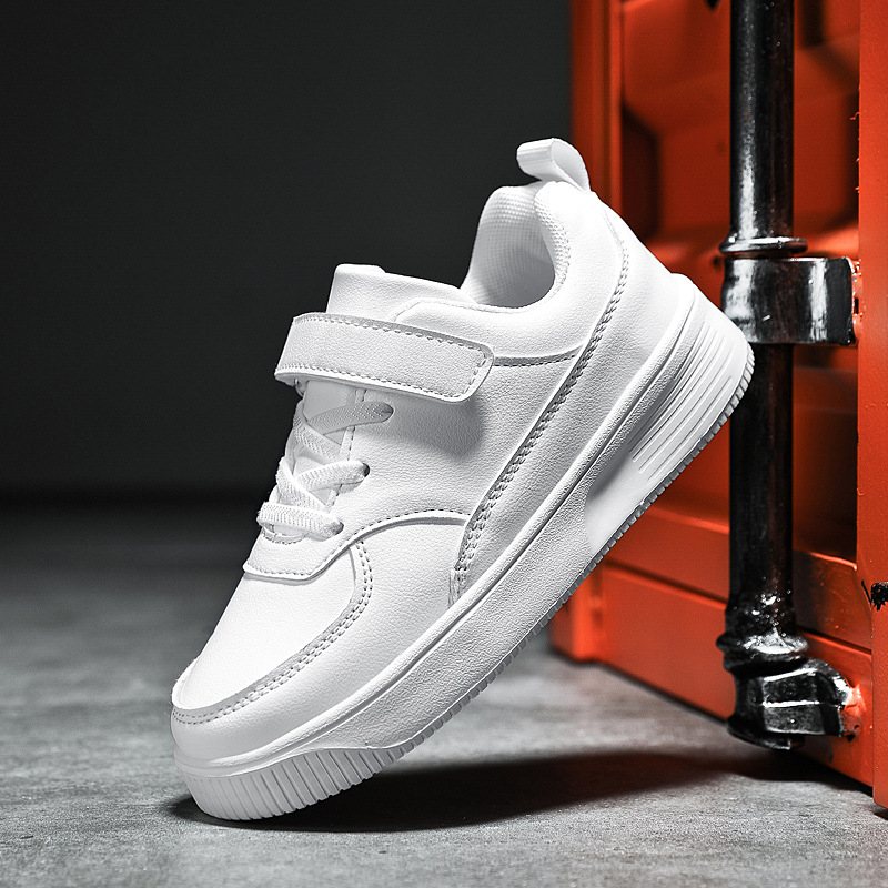 Unisex gyerekcipő, mikroszálas felsőrész, vízálló, Velcro-zár, MD talp