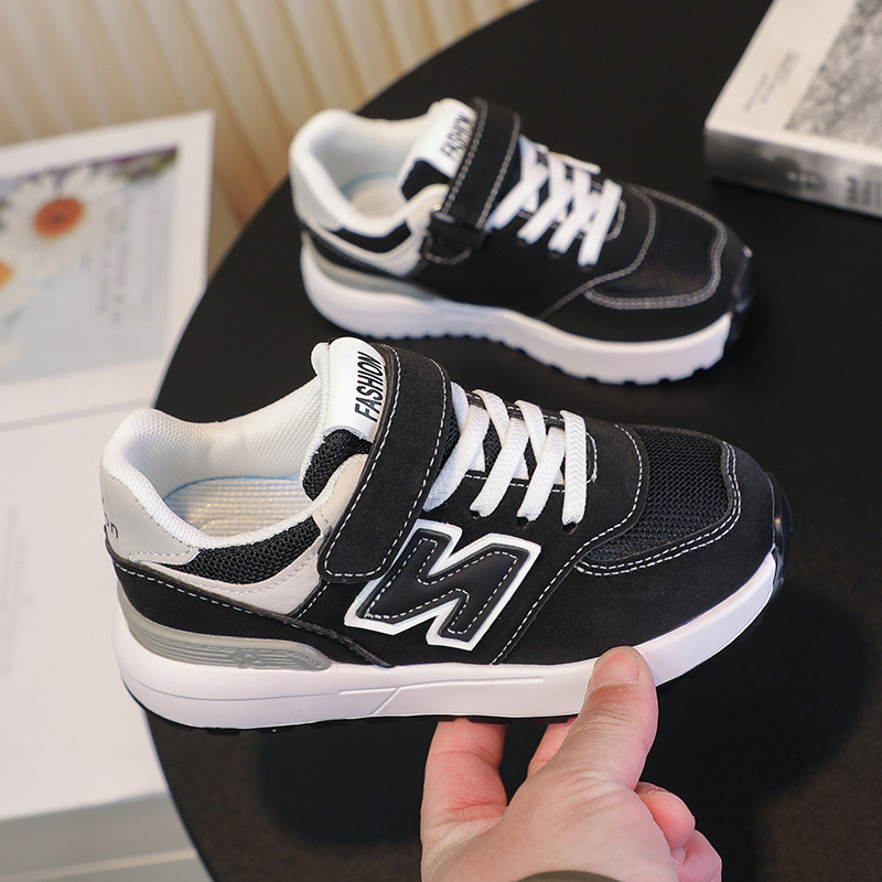 Dječje tenisice s debelom potplatom, Velcro kopčanje, gornji dio od mikrovlakana kože, prozračne i vodootporne