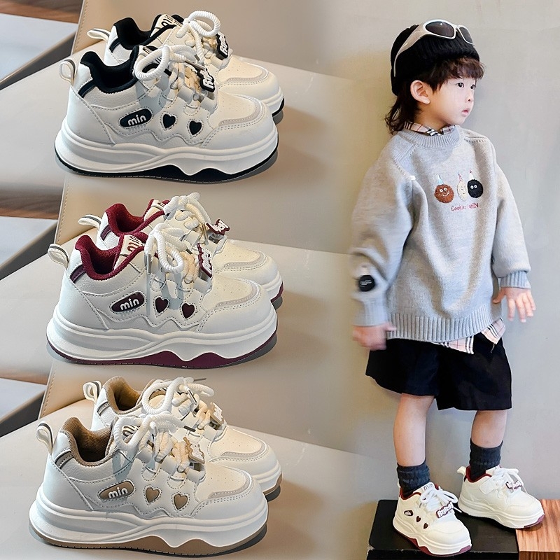 Dječje tenisice s PU gornjim dijelom, plastičnim potplatom, injekcijski oblikovana potplata, točkasti uzorak, korejski stil