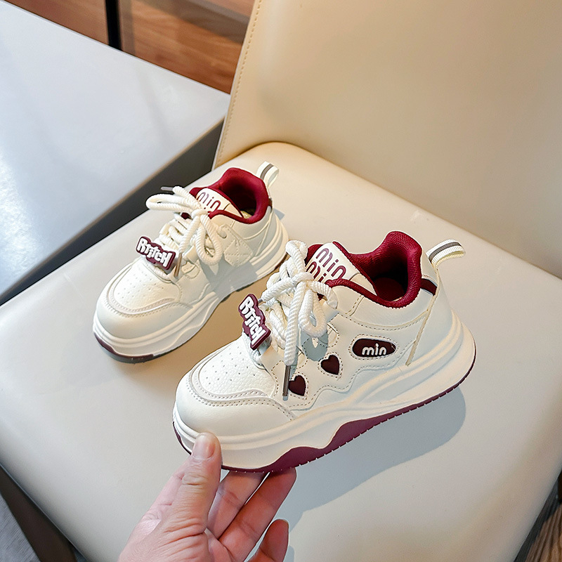 Dječje tenisice s PU gornjim dijelom, plastičnim potplatom, injekcijski oblikovana potplata, točkasti uzorak, korejski stil