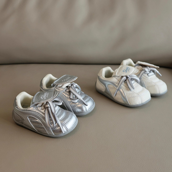 Pantofi pentru bebeluși care învață să meargă - unisex, talpă moale, închidere Velcro, antiderapant