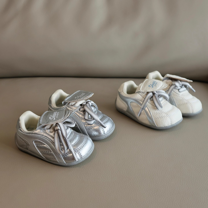 Pantofi pentru bebeluși care învață să meargă - unisex, talpă moale, închidere Velcro, antiderapant