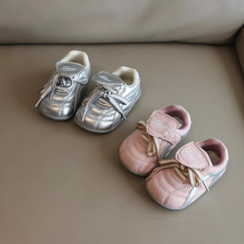 Pantofi pentru bebeluși care învață să meargă - unisex, talpă moale, închidere Velcro, antiderapant