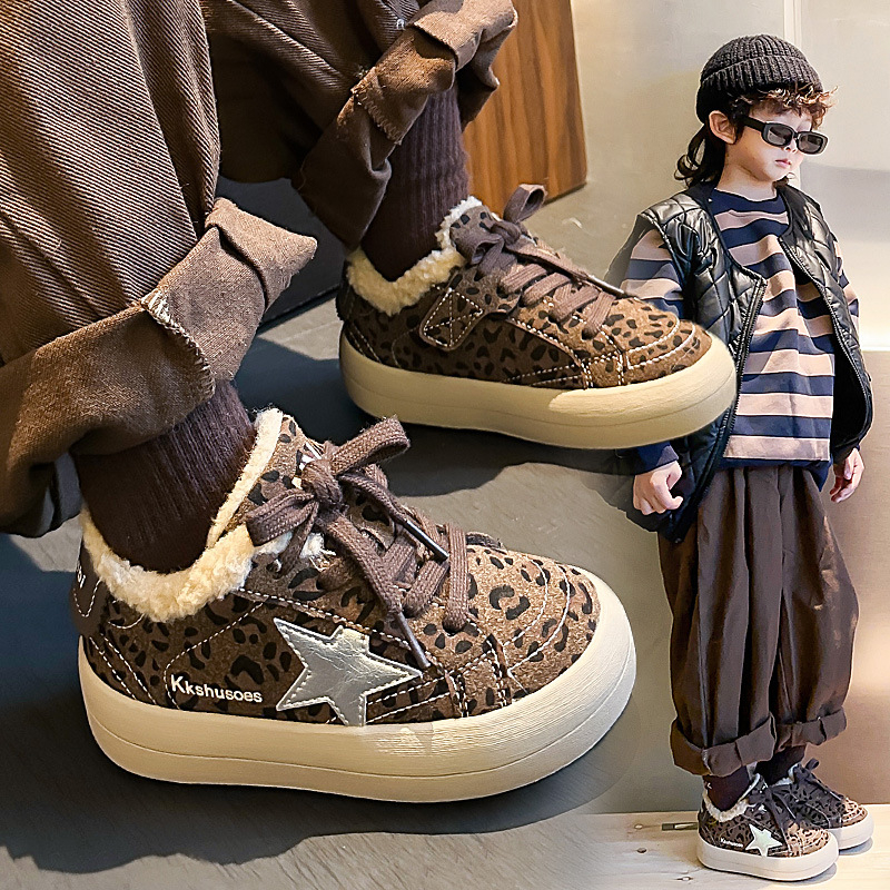 Dječje tenisice s leopard uzorkom i zvjezdicom, s flecom iznutra, unisex, zimski model 2025