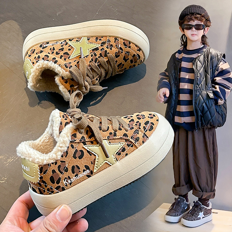 Dječje tenisice s leopard uzorkom i zvjezdicom, s flecom iznutra, unisex, zimski model 2025