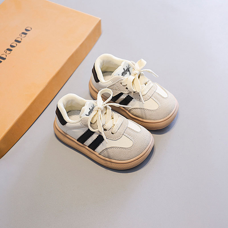 Adidași pentru copii mici cu suprafața superioară din piele Ultrafilm, antiderapantă, închidere Velcro, model dungat, pentru vârsta 12–36 de luni