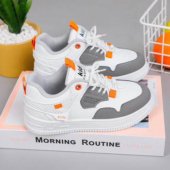 Detské tenisky s PU vrchným materiálom, zapínanie na Velcro, gumová podrážka, vodeodolné a protišmykové