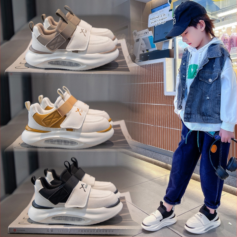 Detské bežecké tenisky, vrchný materiál z umelej kože, priedušné a ľahké, podrážka PVC, zapínanie na suchý zips, unisex