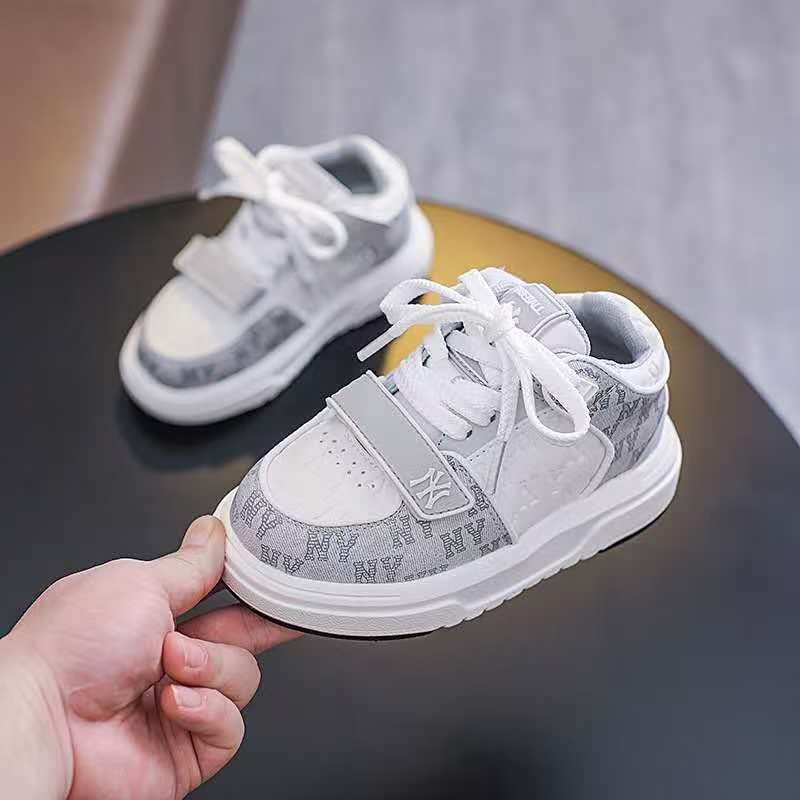 Dječje jesenske sportske tenisice unisex s Velcro zatvaračem, lagane, prozračne, protuklizna EVA potplat, uzorak slova