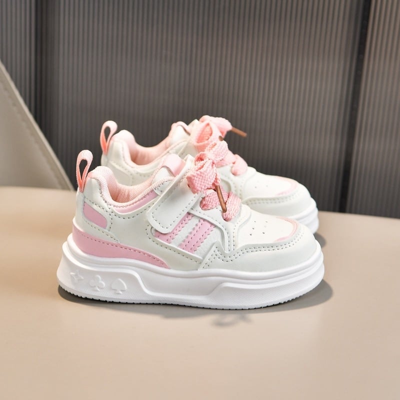 Gyerekeknek készült vastag talpú sportcipő (felsőrész mikroszálas bőr, Velcro-zár, gumitalp, alacsony felsőrész, textilbélés)