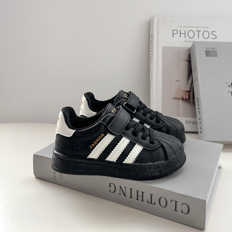 Dječje tenisice Shell Toe s Velcro zatvorenjem, niski gornji dio, gornji materijal: Super Fiber, potplat: guma, ulozak PU