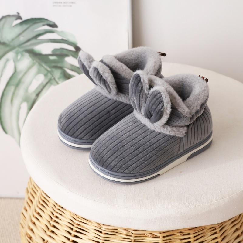 Téli gyerek plüss papucs, szuper puha velúr felsővel, TPR talppal, vastagított kialakítás, 1–16 éveseknek.