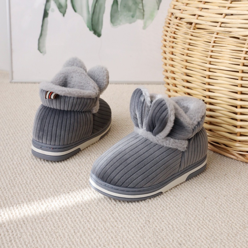 Téli gyerek plüss papucs, szuper puha velúr felsővel, TPR talppal, vastagított kialakítás, 1–16 éveseknek.