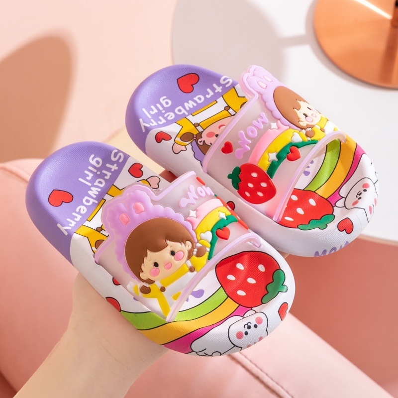 Rajzfilmmintás gyermekpapucs PVC felsőrésszel és talppal, csúszásmentes, 4–16 éveseknek