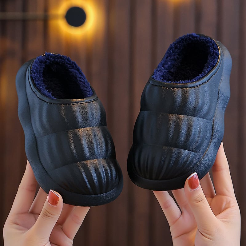 Gyerekek belső papucsai, PVC felső és talppal, csúszásmentes, lélegző, tartós, ősz-télre