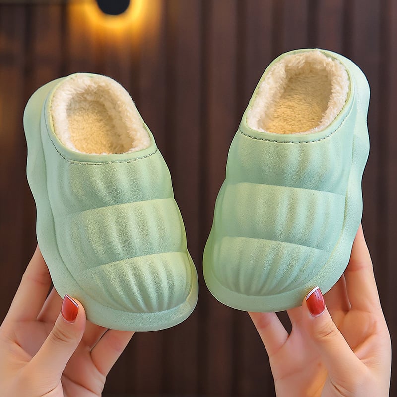 Gyerekek belső papucsai, PVC felső és talppal, csúszásmentes, lélegző, tartós, ősz-télre