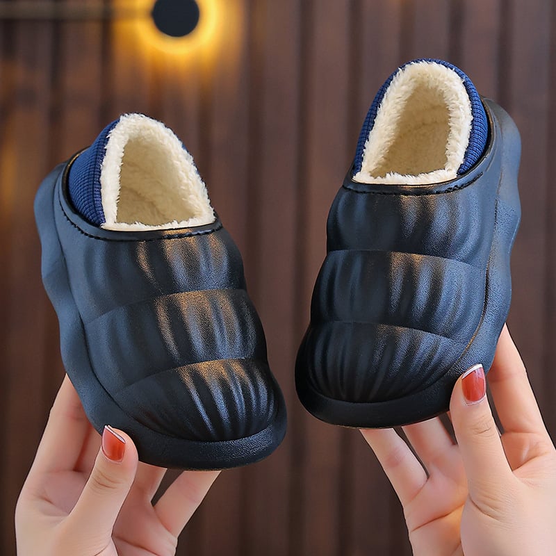 Gyerekek belső papucsai, PVC felső és talppal, csúszásmentes, lélegző, tartós, ősz-télre