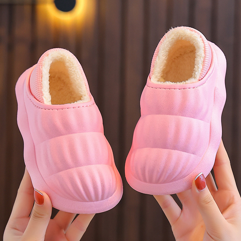 Gyerekek belső papucsai, PVC felső és talppal, csúszásmentes, lélegző, tartós, ősz-télre