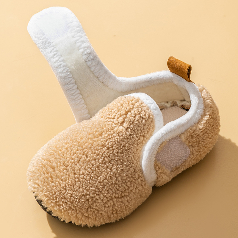 Gyerekek belső használatra készült puha pamut papucs, vastag csúszásmentes gumitalppal és Velcro-zárással