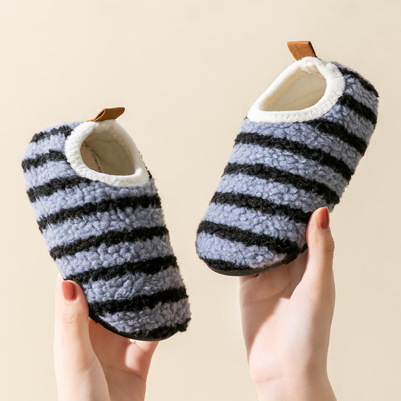 Unisex kućne papuče za djecu i odrasle s gornjim dijelom od flisa, prugasti uzorak, antislip potplat od TPR-a, debeli za jesen-zimu