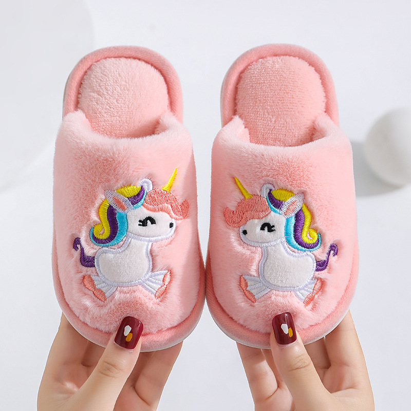 Pamukovne dječje papuče s plišanim gornjim dijelom — PVC potplat, protuklizne i otporne na habanje, zimska toplina