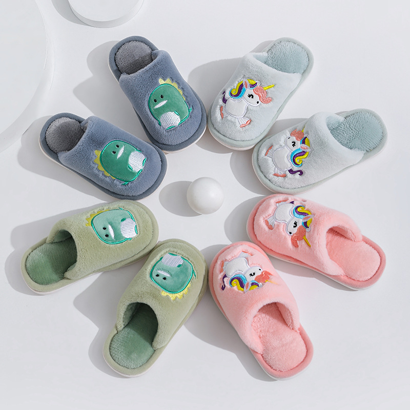 Pamukovne dječje papuče s plišanim gornjim dijelom — PVC potplat, protuklizne i otporne na habanje, zimska toplina