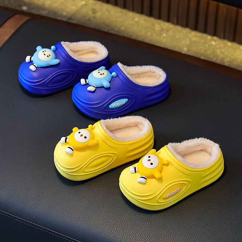 Dječje papuče Cartoon, gornji dio od velura, PVC potplat, protuklizne za unutarnju upotrebu, tople za zimu 2025