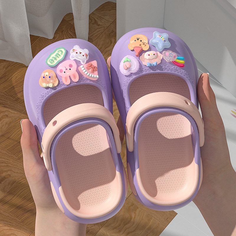 Crocs-stílusú lukas szandál, EVA felsőrész, zárt orr, vastag talp, gyorsan száradó, csúszásmentes, lányoknak és gyerekeknek, nyár 2025