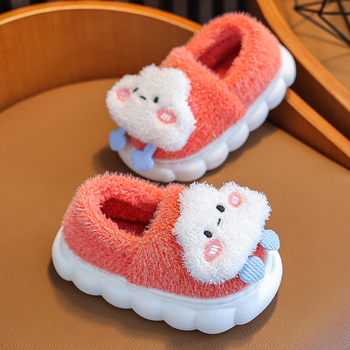 Gyerekeknek készült plüss papucs mesefigurás mintával, zárt sarokkal, vastag, csúszásmentes PVC talppal, 1–16 éveseknek