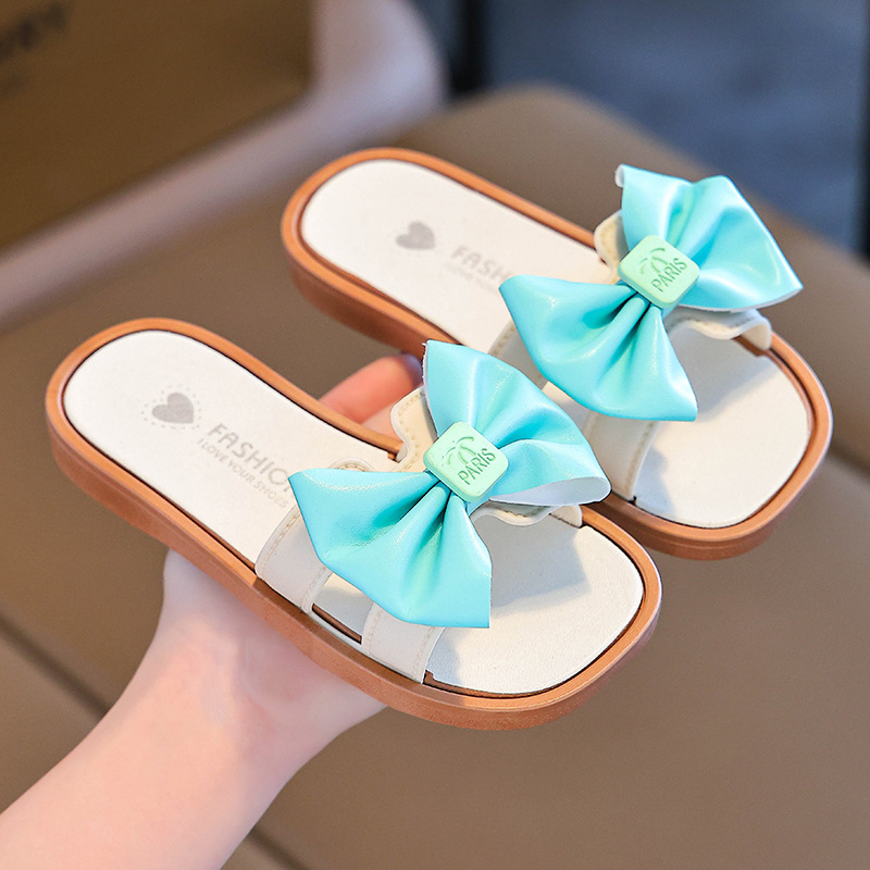 Lányoknak való PVC pántos papucs, hercegnő stílus, légáteresztő, csúszásmentes, kopásálló, 4-16 éveseknek, nyár 2025