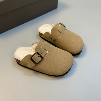 Детски пантофи с подплата от флийс, закрит пръст, върхът двуслойна кожа, подметка PVC, неслизаща подметка, за есен и зима