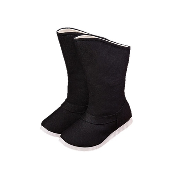 Gyerekeknek készült etno stílusú vászon csizma – felső rész: pamutvászon; minta: állatok; talp: gumi; vastagított kialakítás