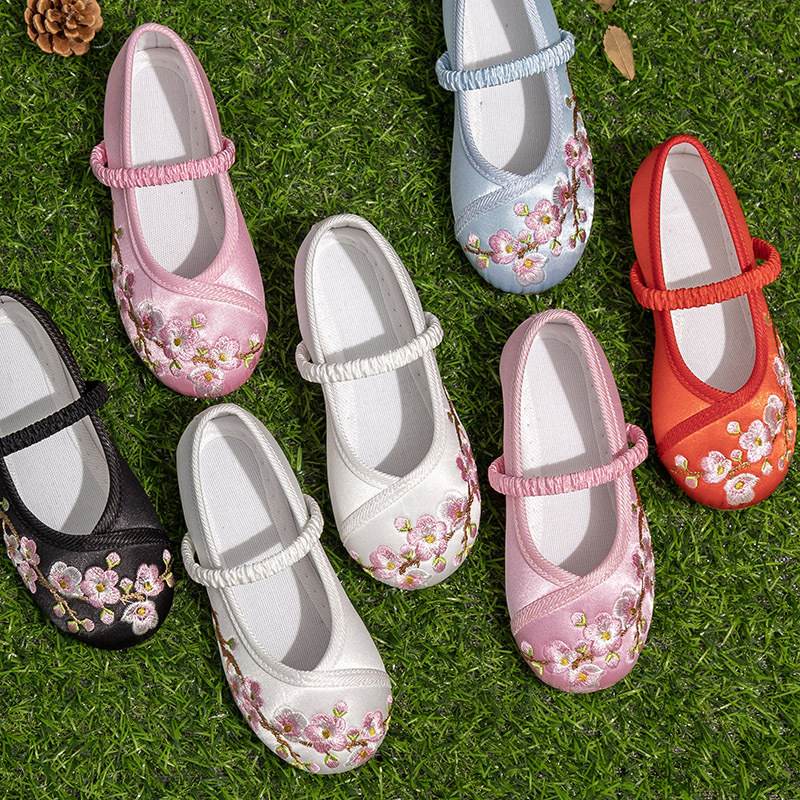 Dječje Hanfu cipele, etničke izvezeni platnene cipele (satenski gornji dio; zatvaranje gumicom; potplat od teleće tetive)