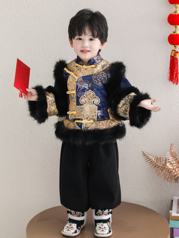 Gyerekek Hanfu téli plüss etnikus öltözet hímzett cipőkkel, ősi ruházat kínai újévre • Téli 2025 kiadás • Etnikai kínai stílus • Fő anyag: poliészter • 8+ éveseknek