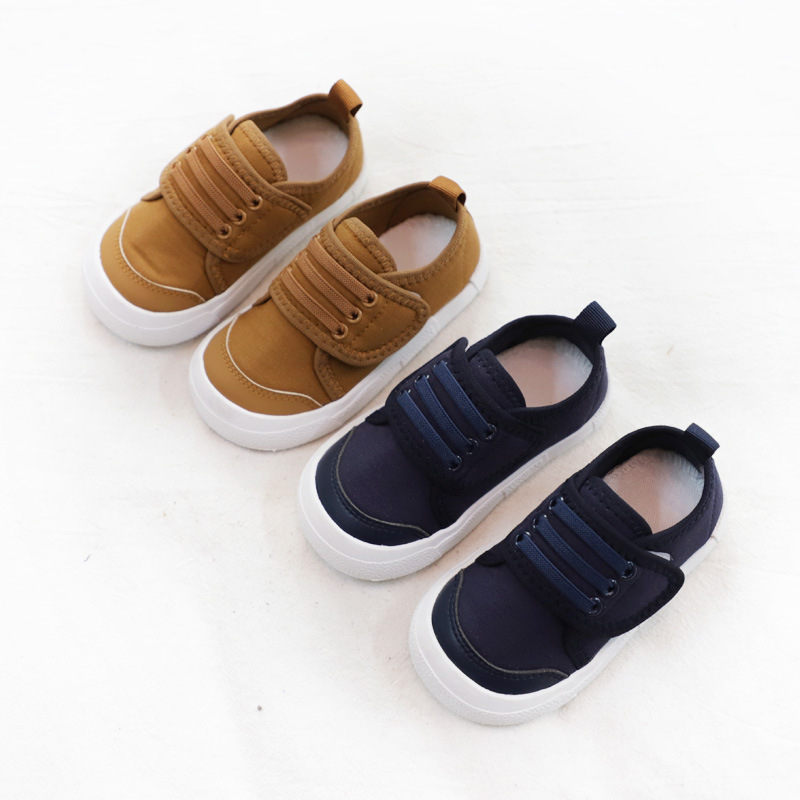 Pantofi pentru copii din pânză cu Velcro - talpă din cauciuc, închidere Velcro, partea superioară din pânză, design cu înălțime joasă